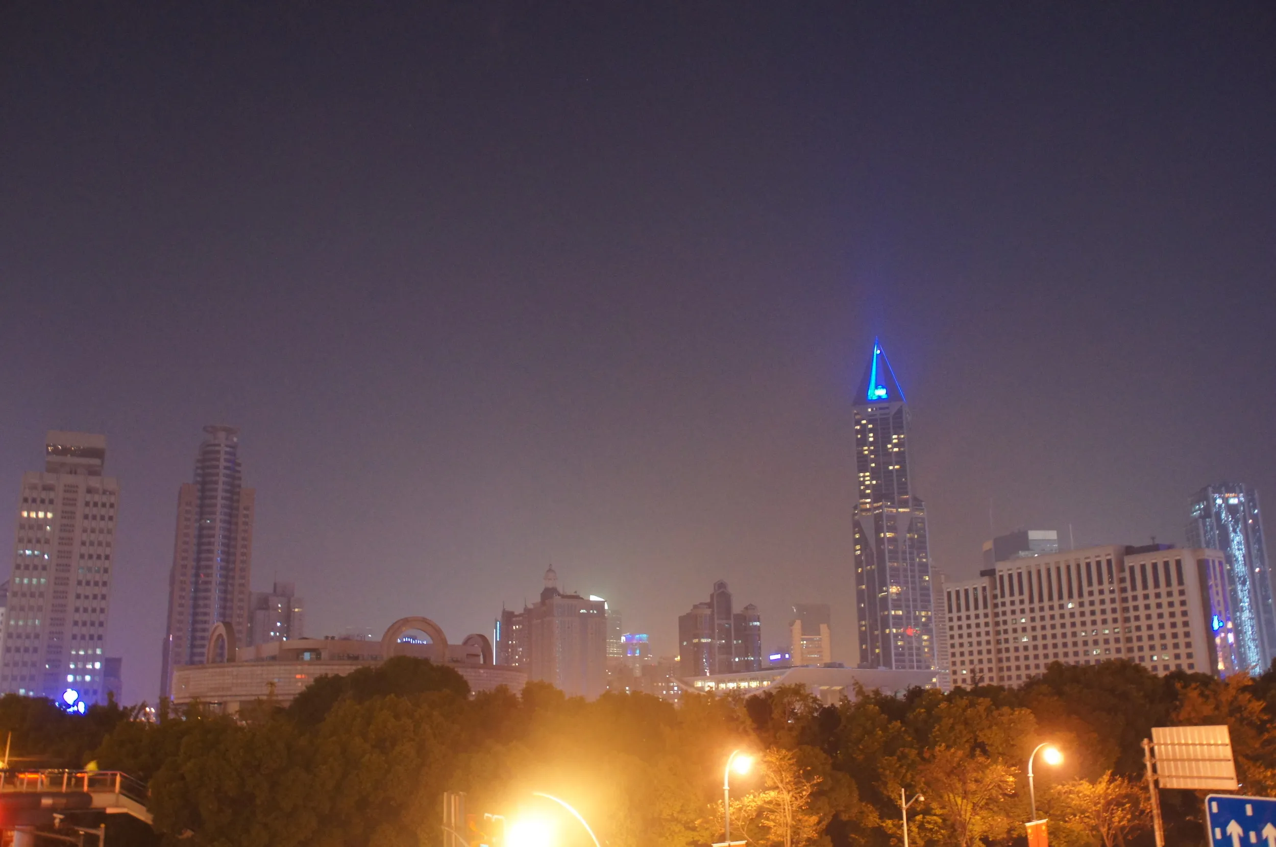 人民広場付近から見た上海の夜景
