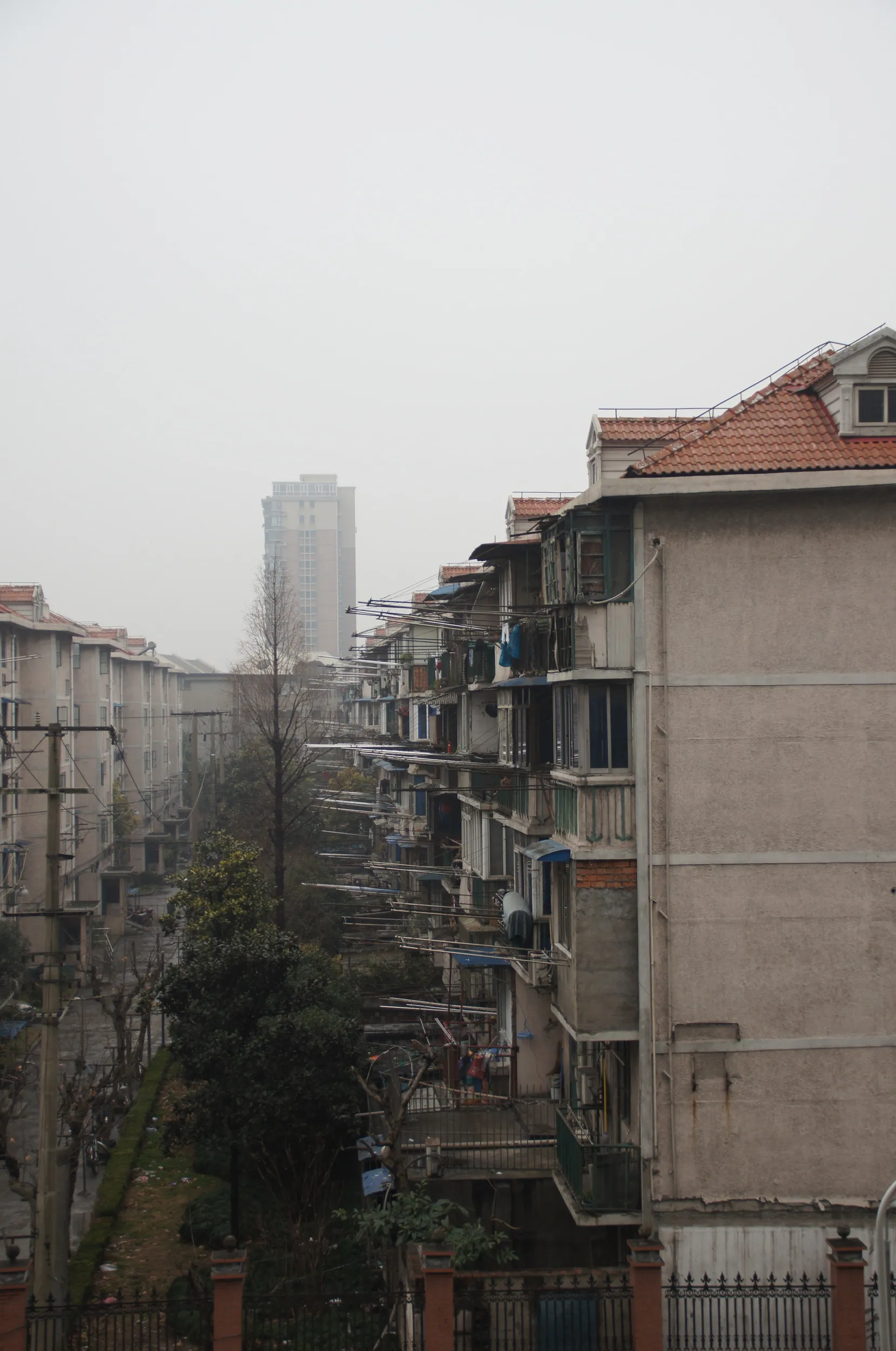 淞濱路駅周辺
