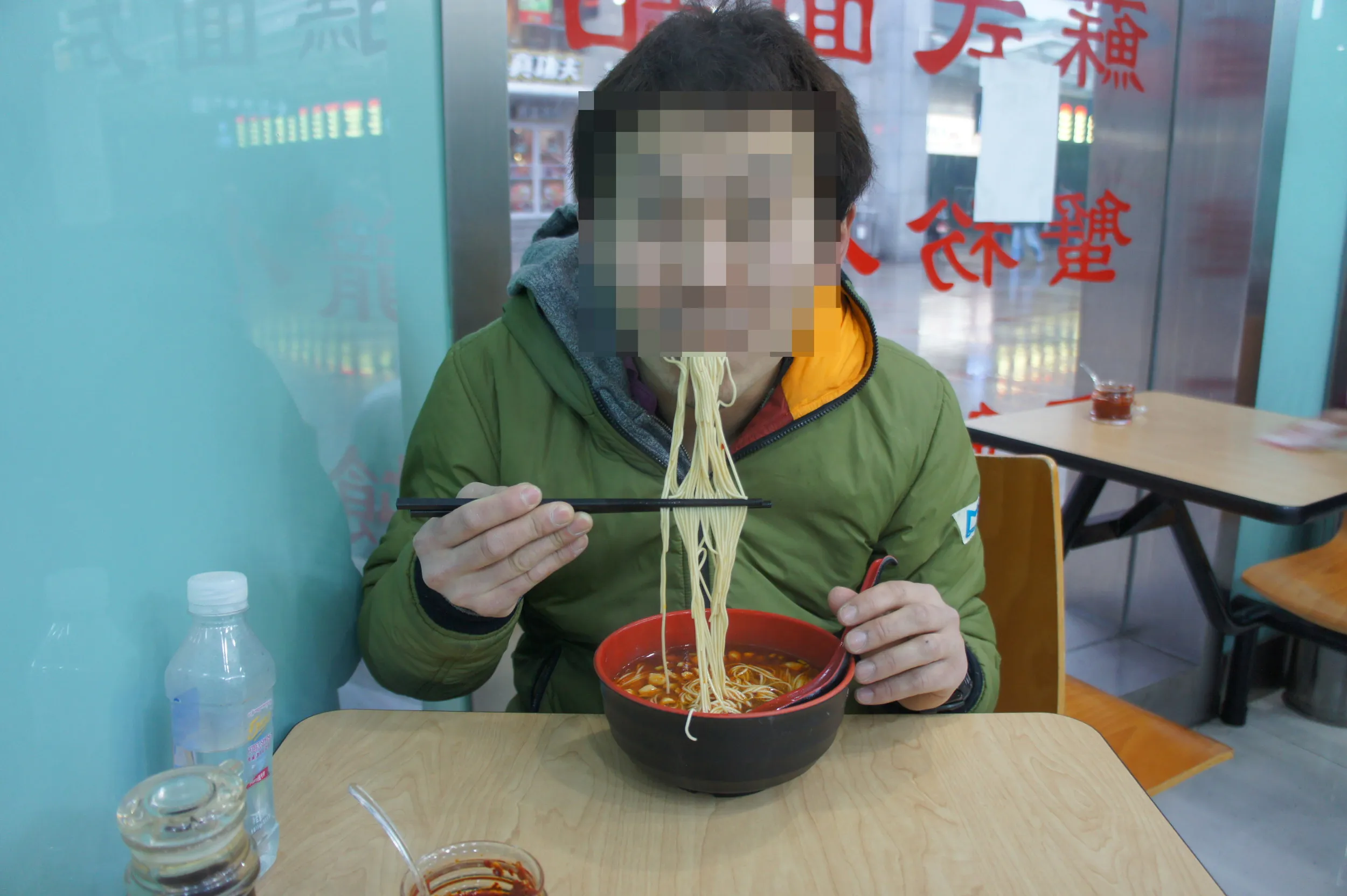 麺屋にてキモタクさんと麺を食す