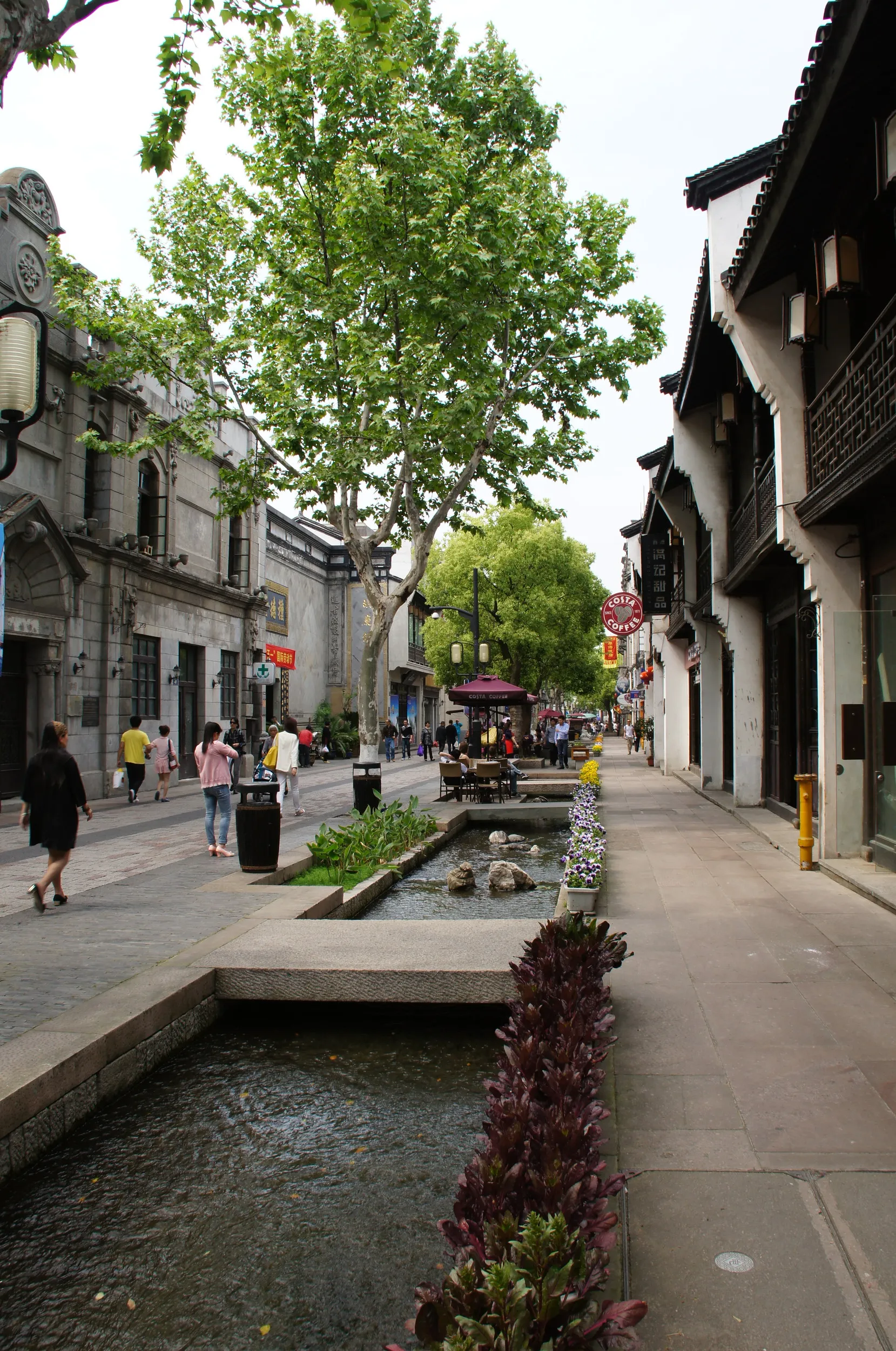 南宋卸街(中山中路)の風景