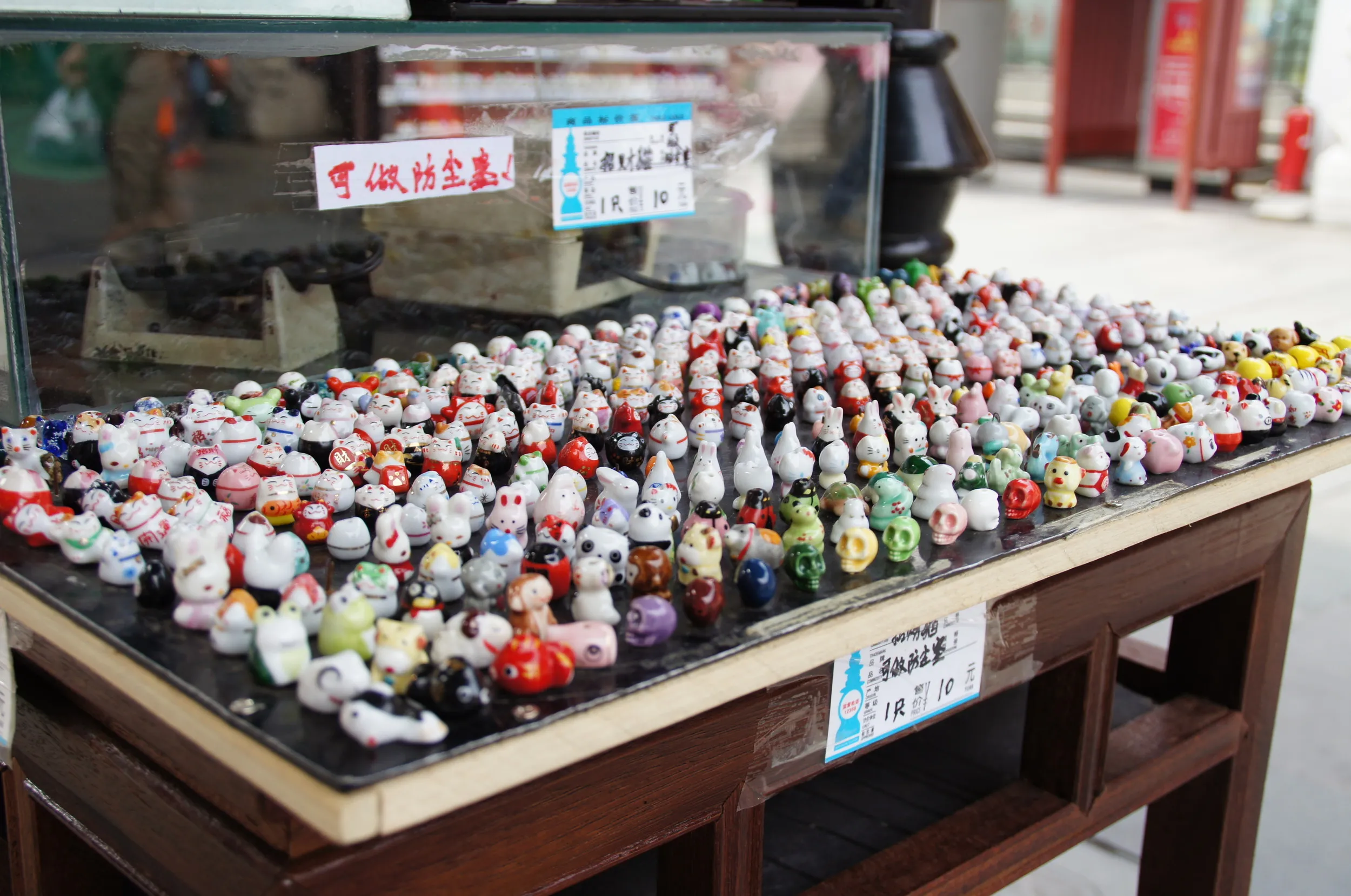 陶器製?のアクセサリー