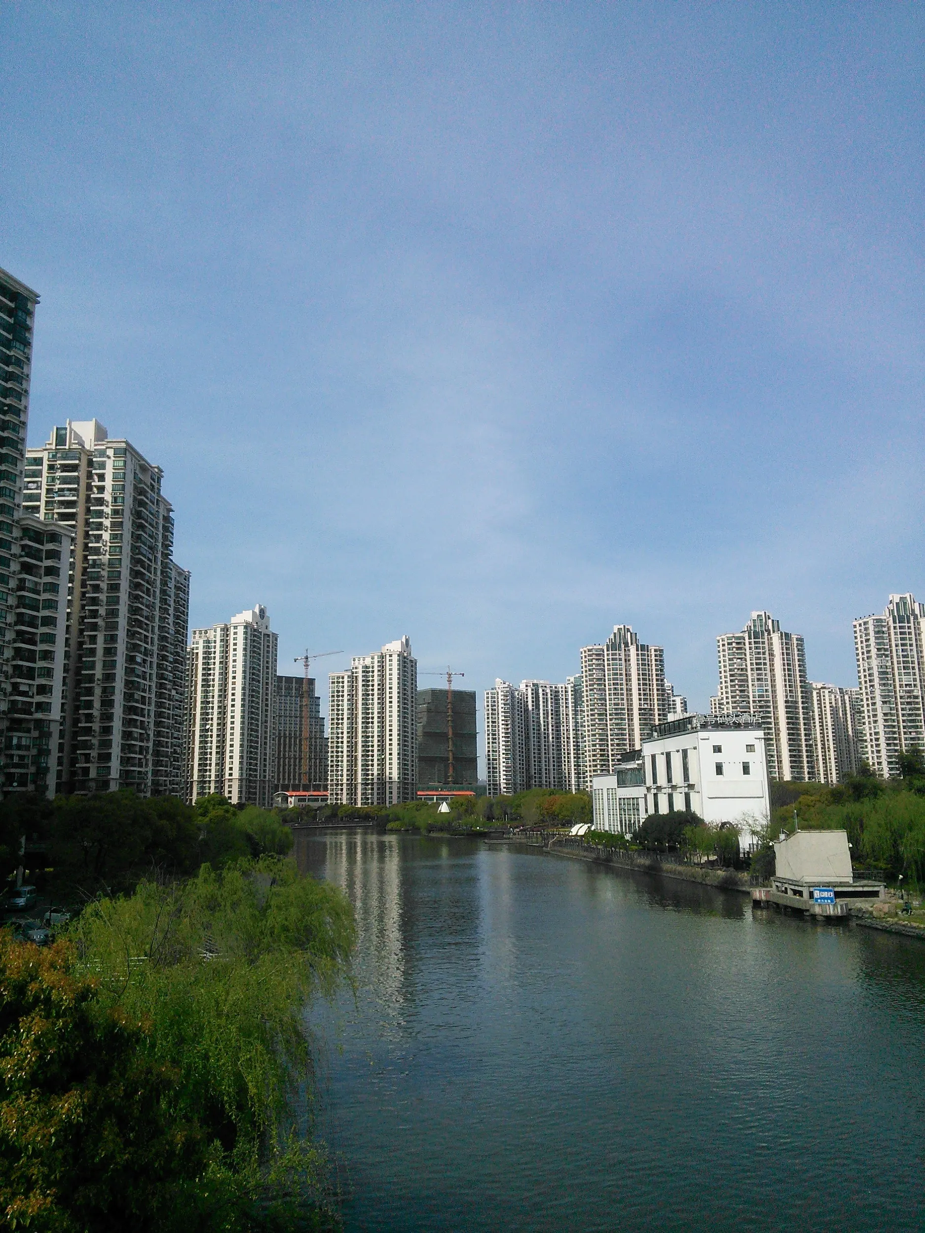 中澤路のマンション群