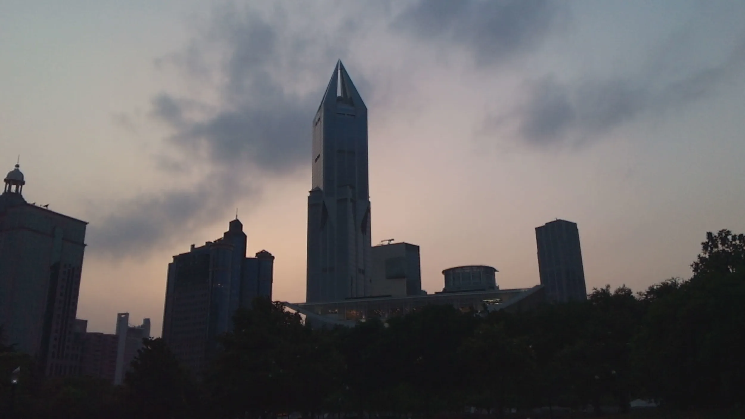 仙楽斯広場