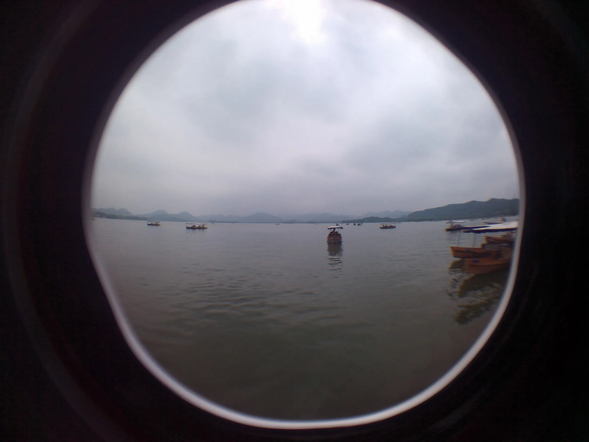 西湖の風景