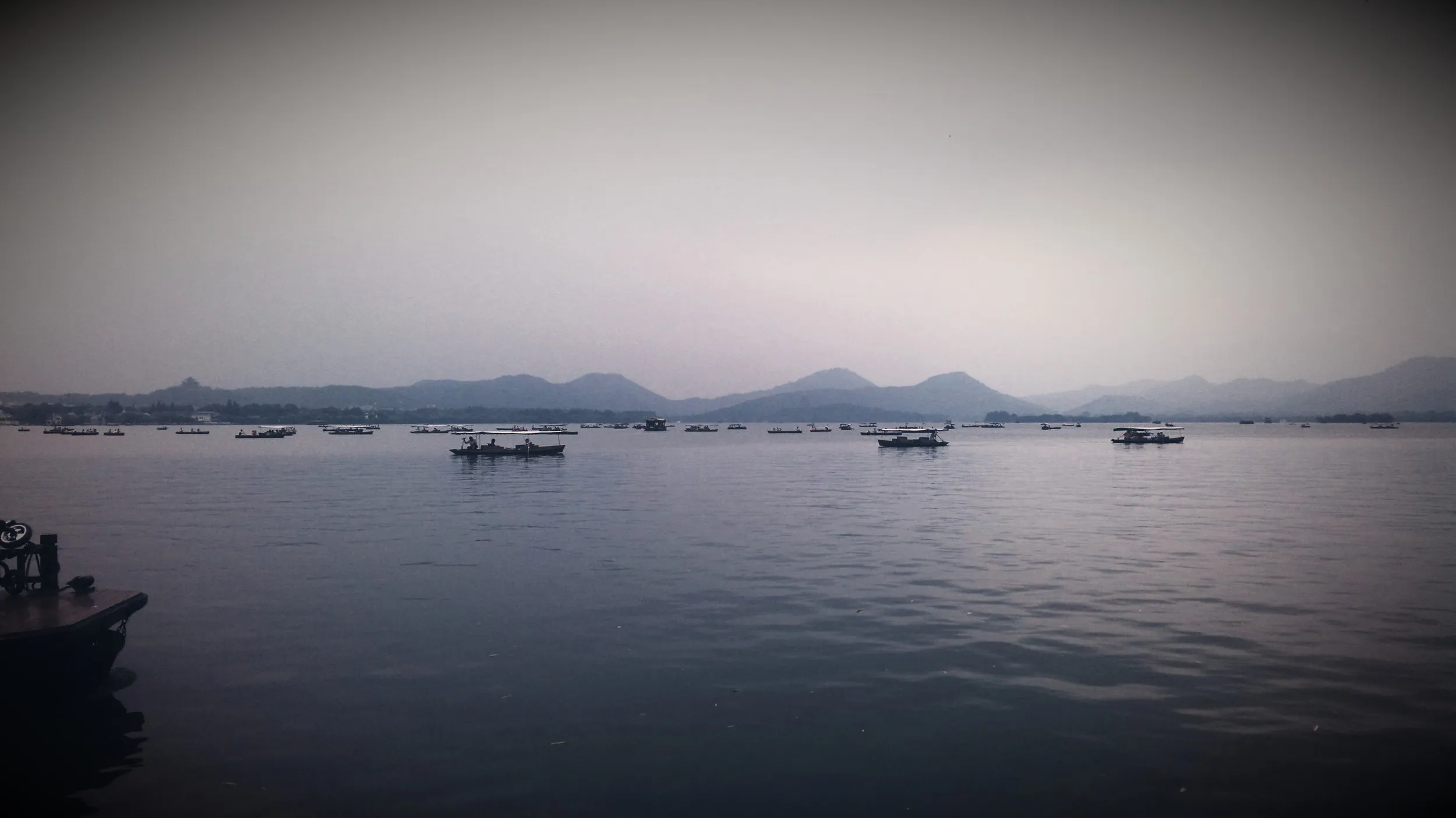西湖の風景