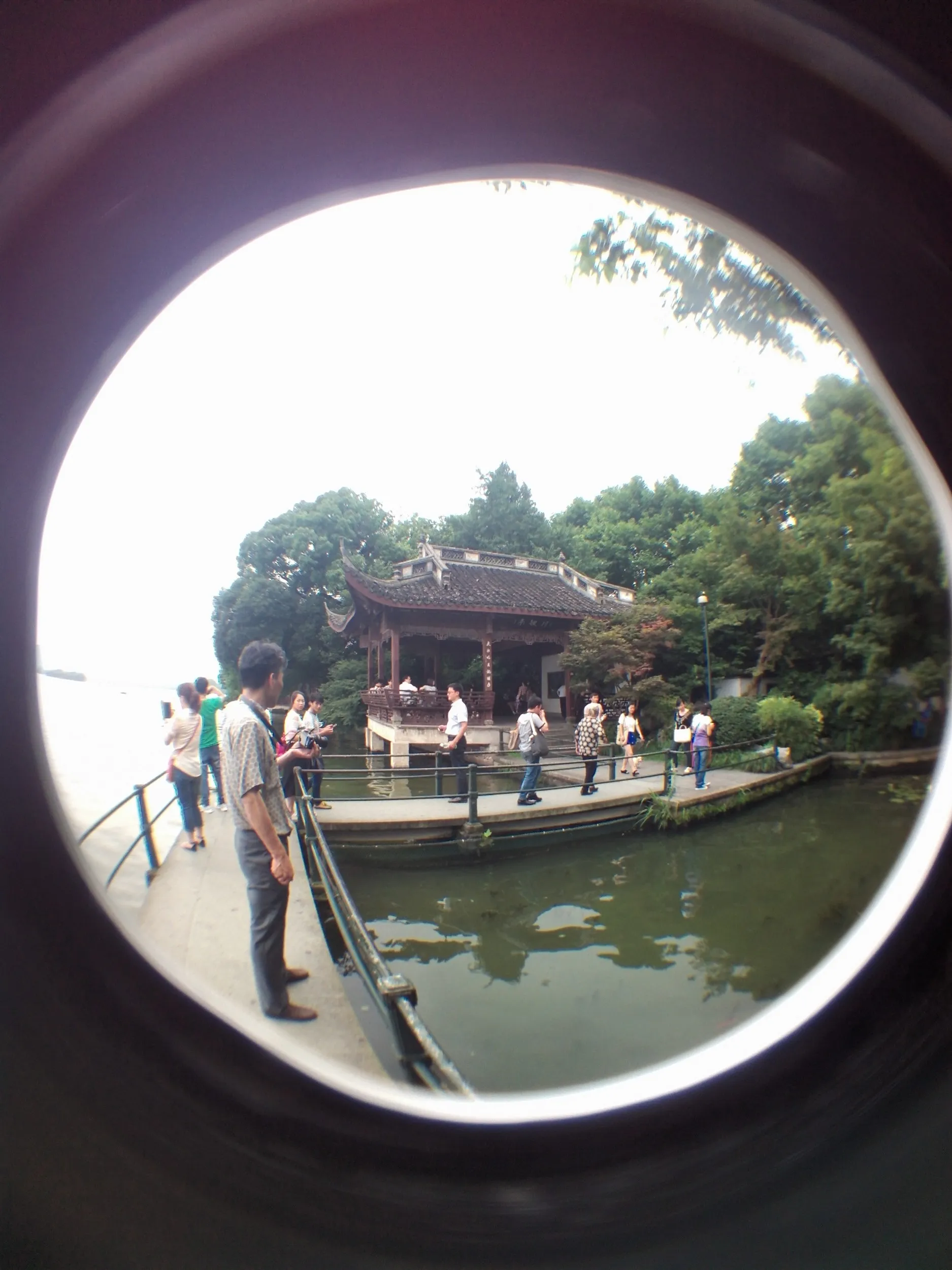 月波亭