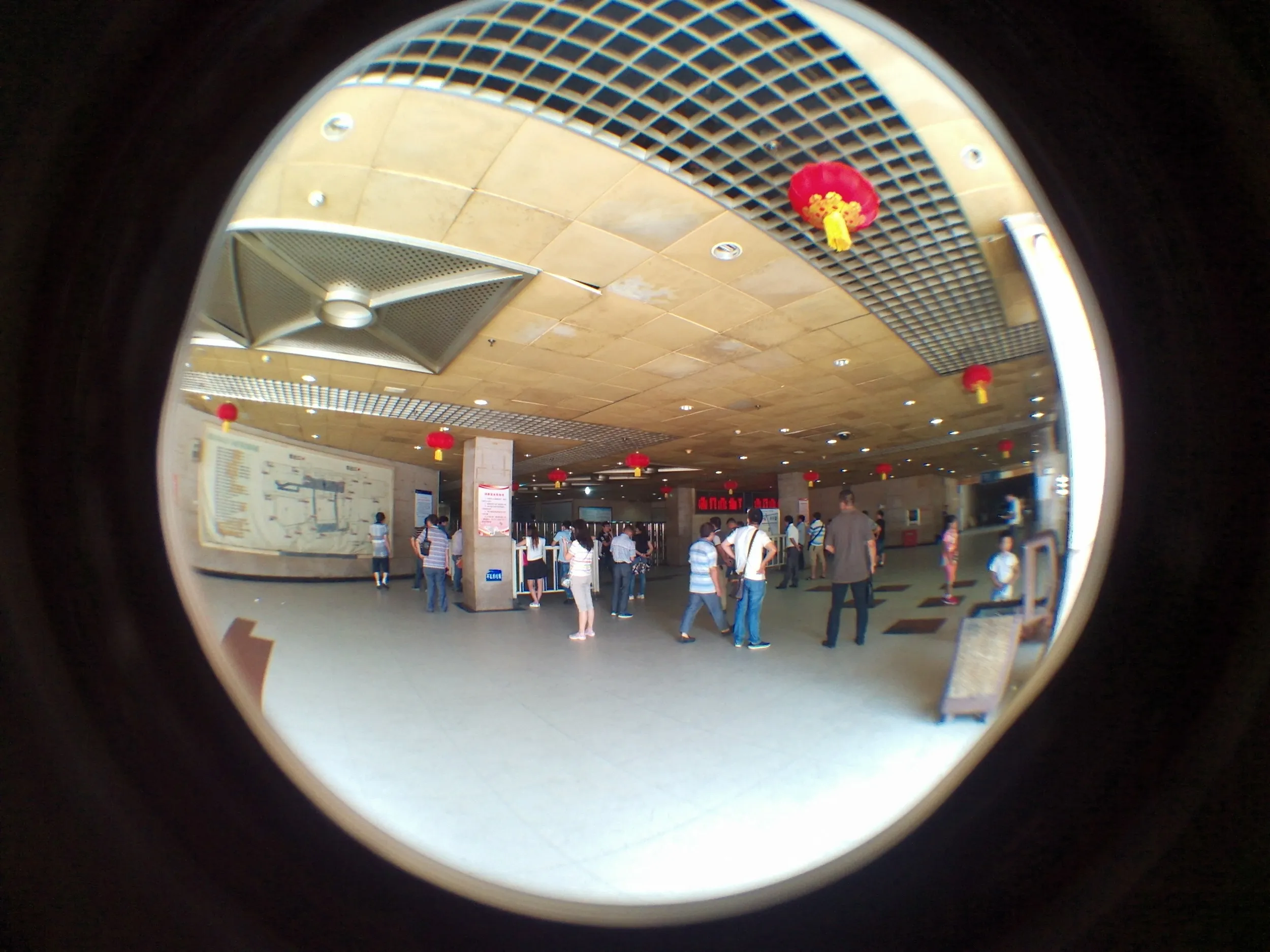 無錫駅構内