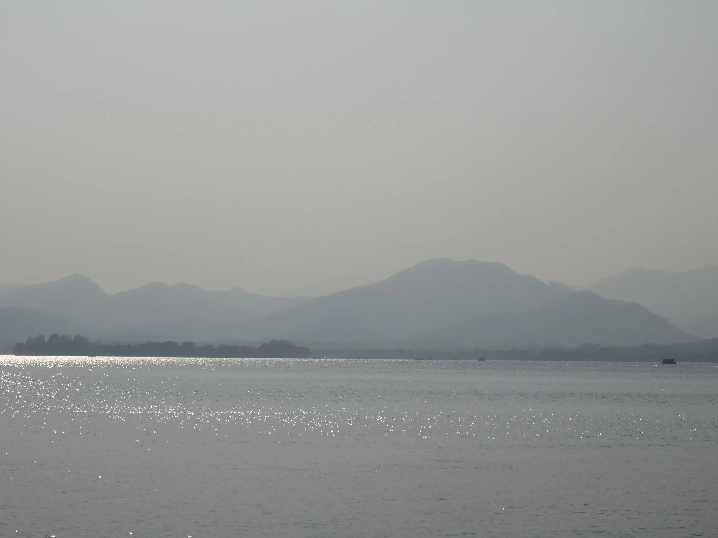 西湖の風景