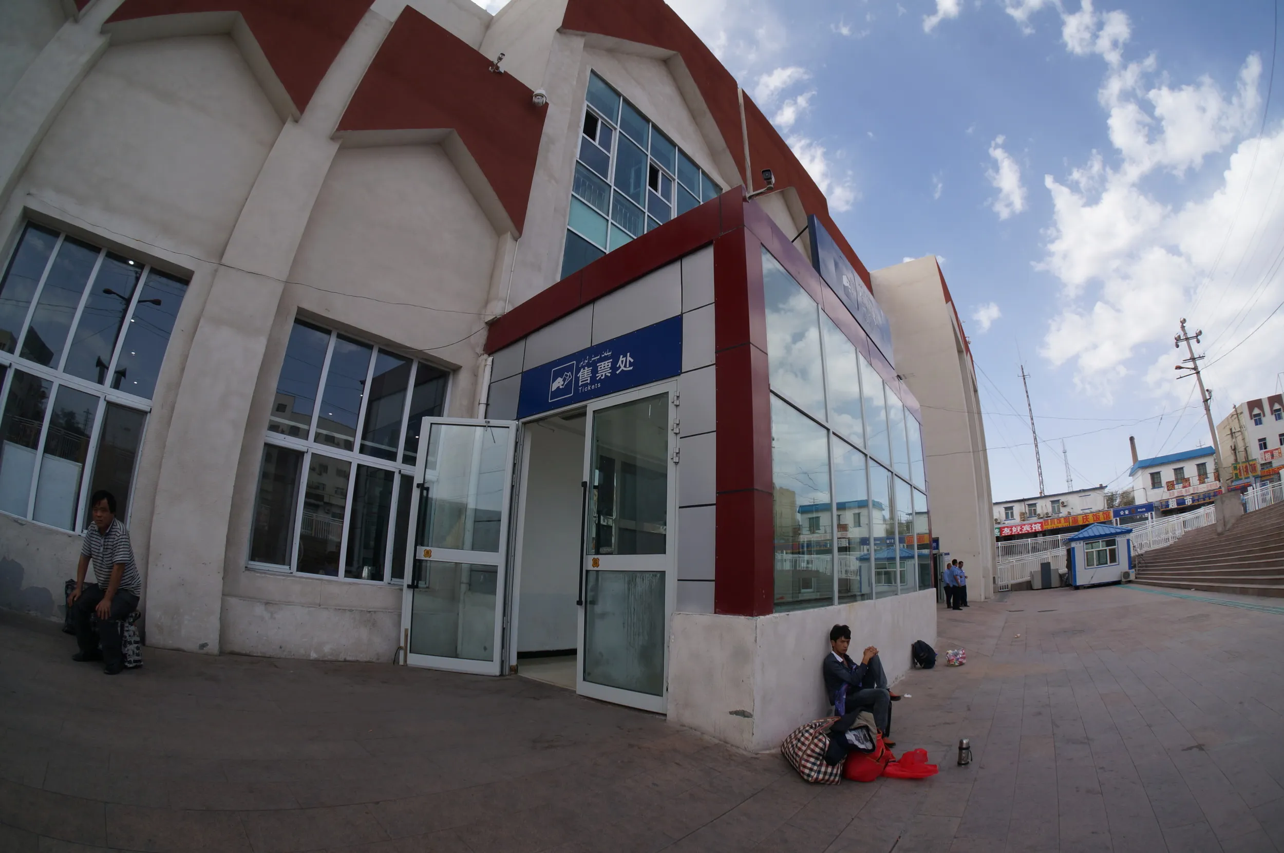 トルファン駅