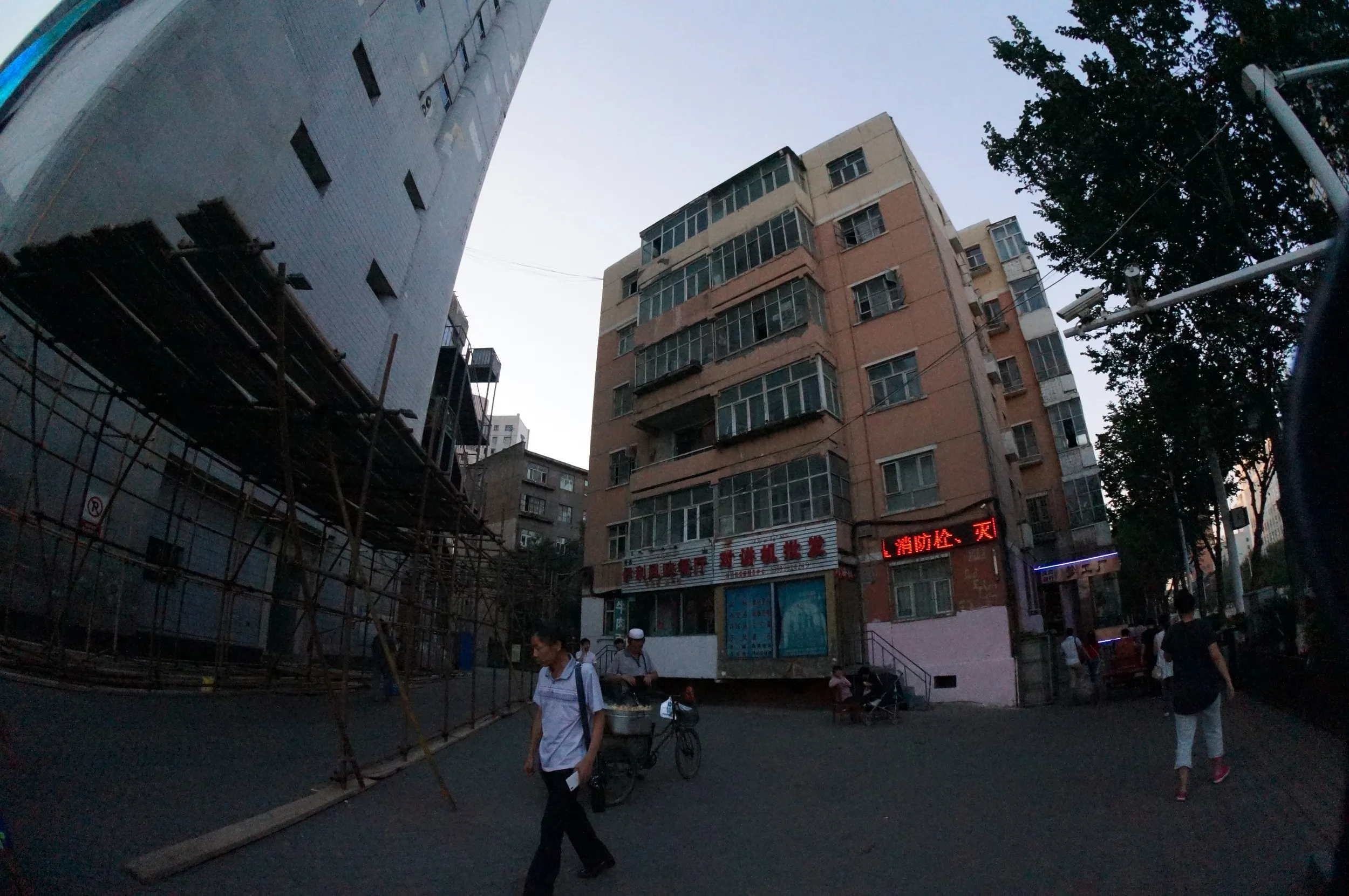長江路を散歩