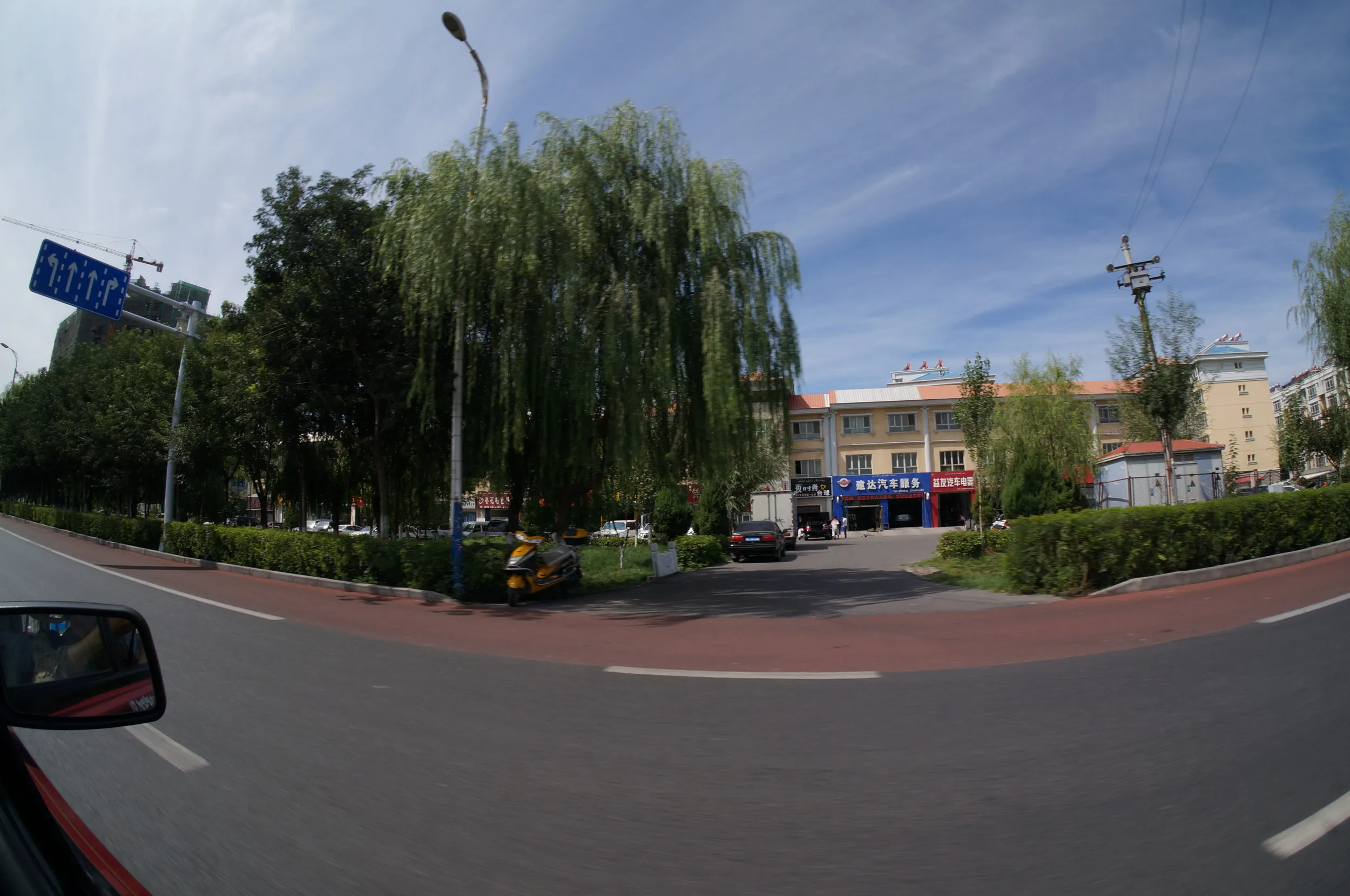 伊寧市内の風景