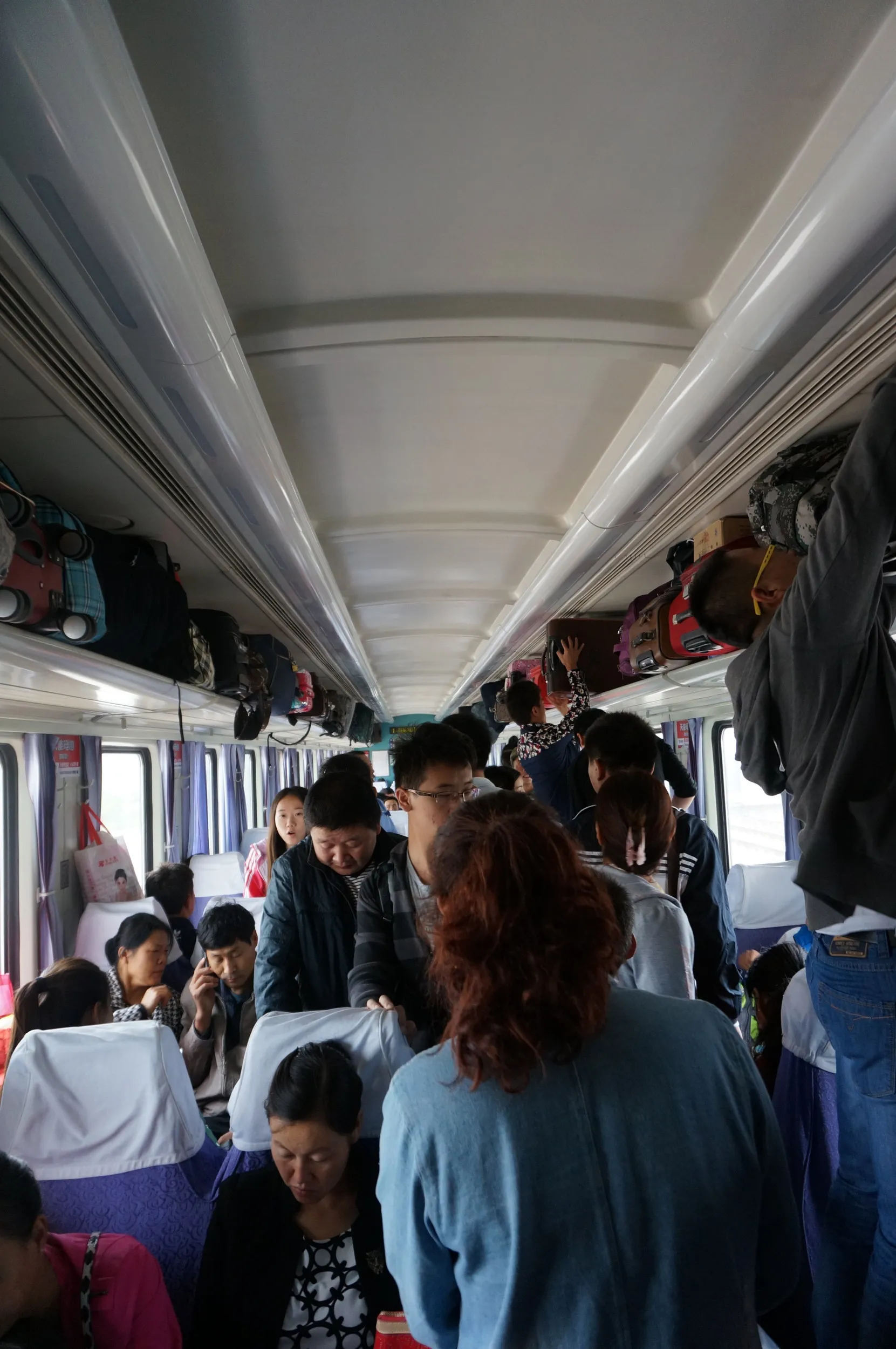 席無しでの列車の旅に挑戦