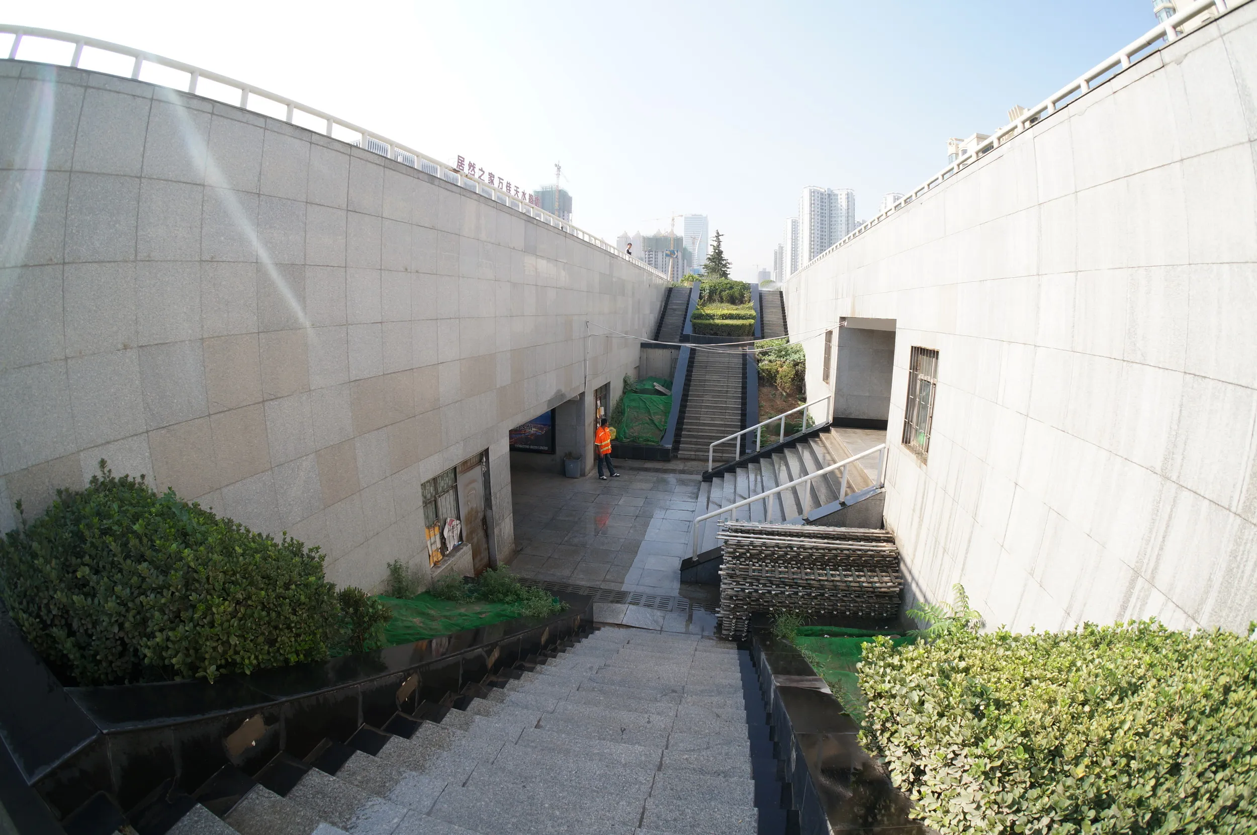 中山橋&黄河母親像へバスで出発