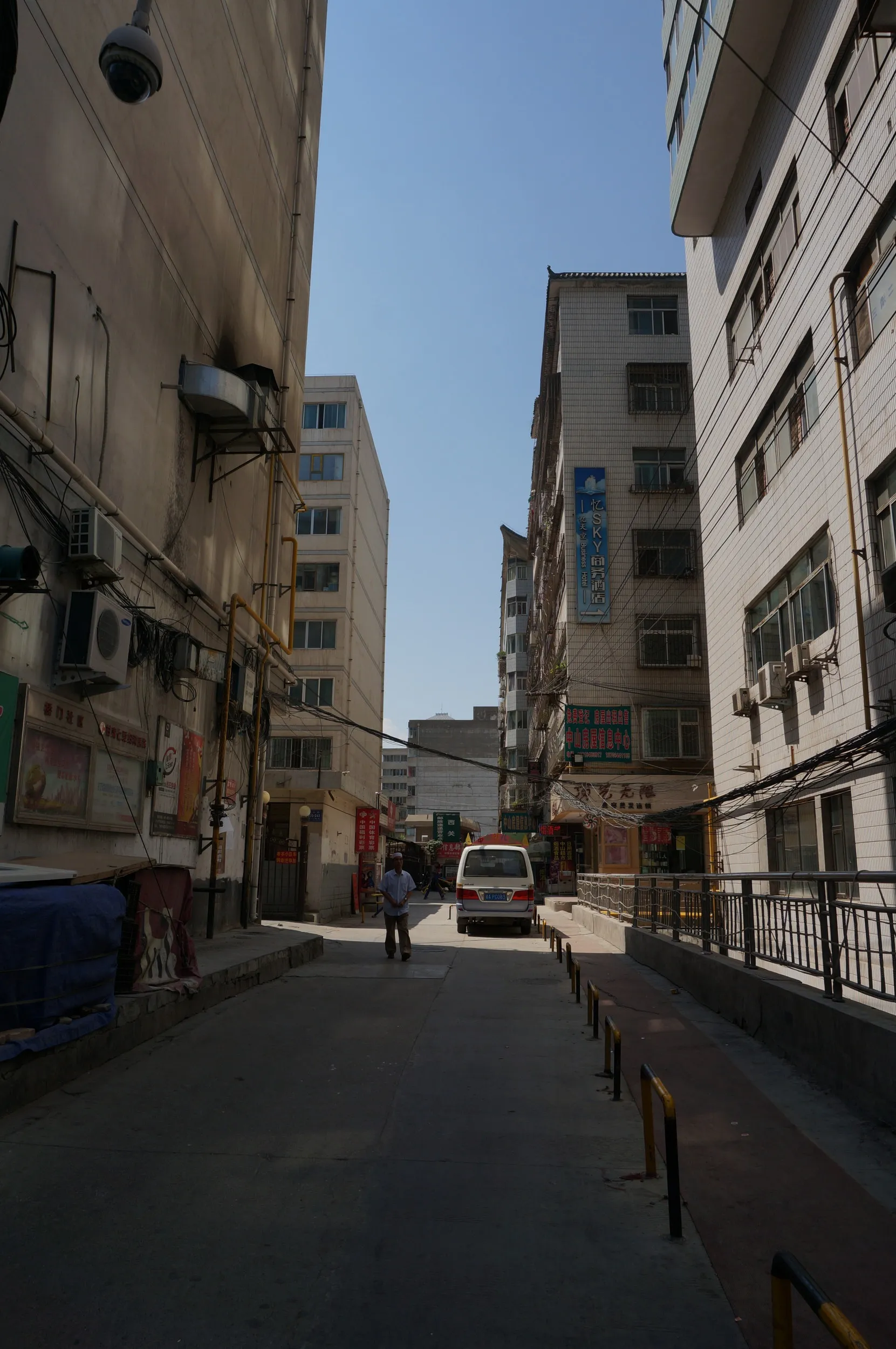 中山路の路地