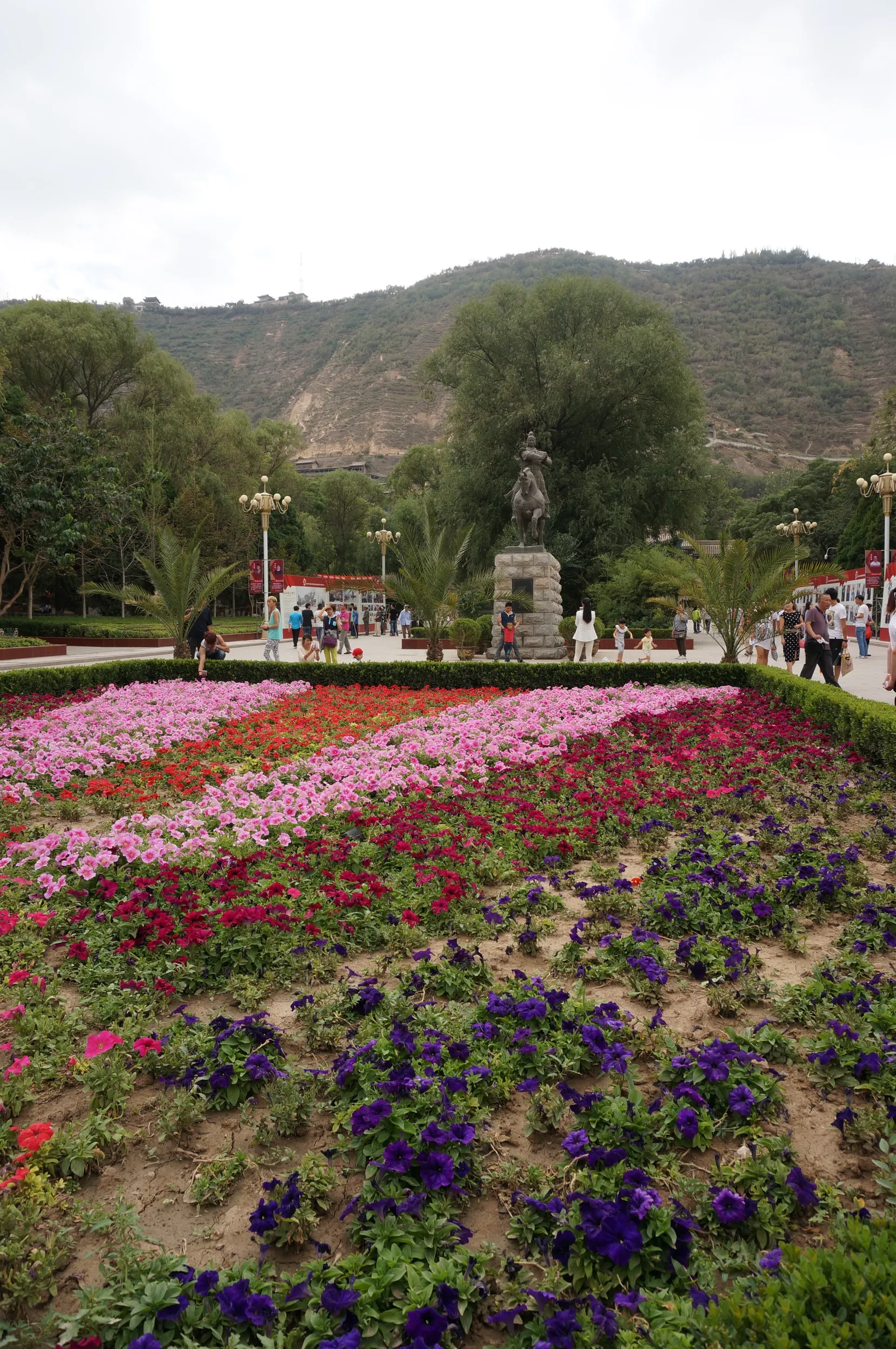 五泉山公園入り口付近