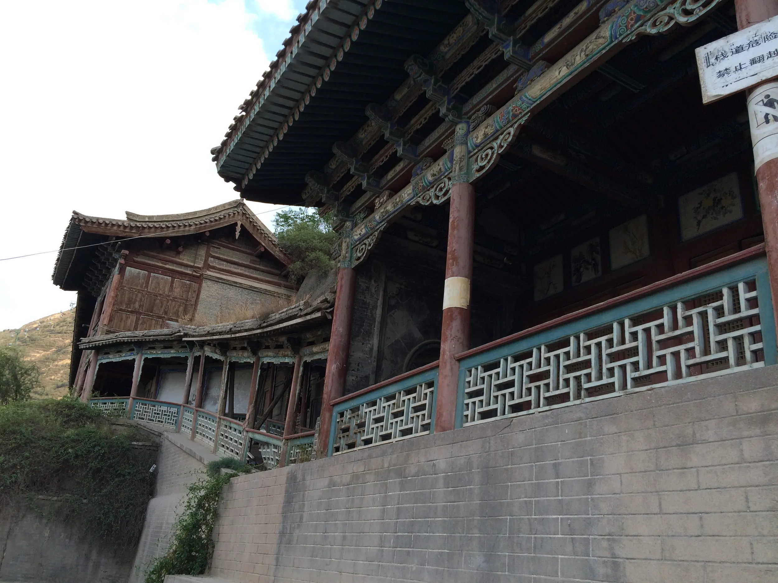 マニ寺と回廊