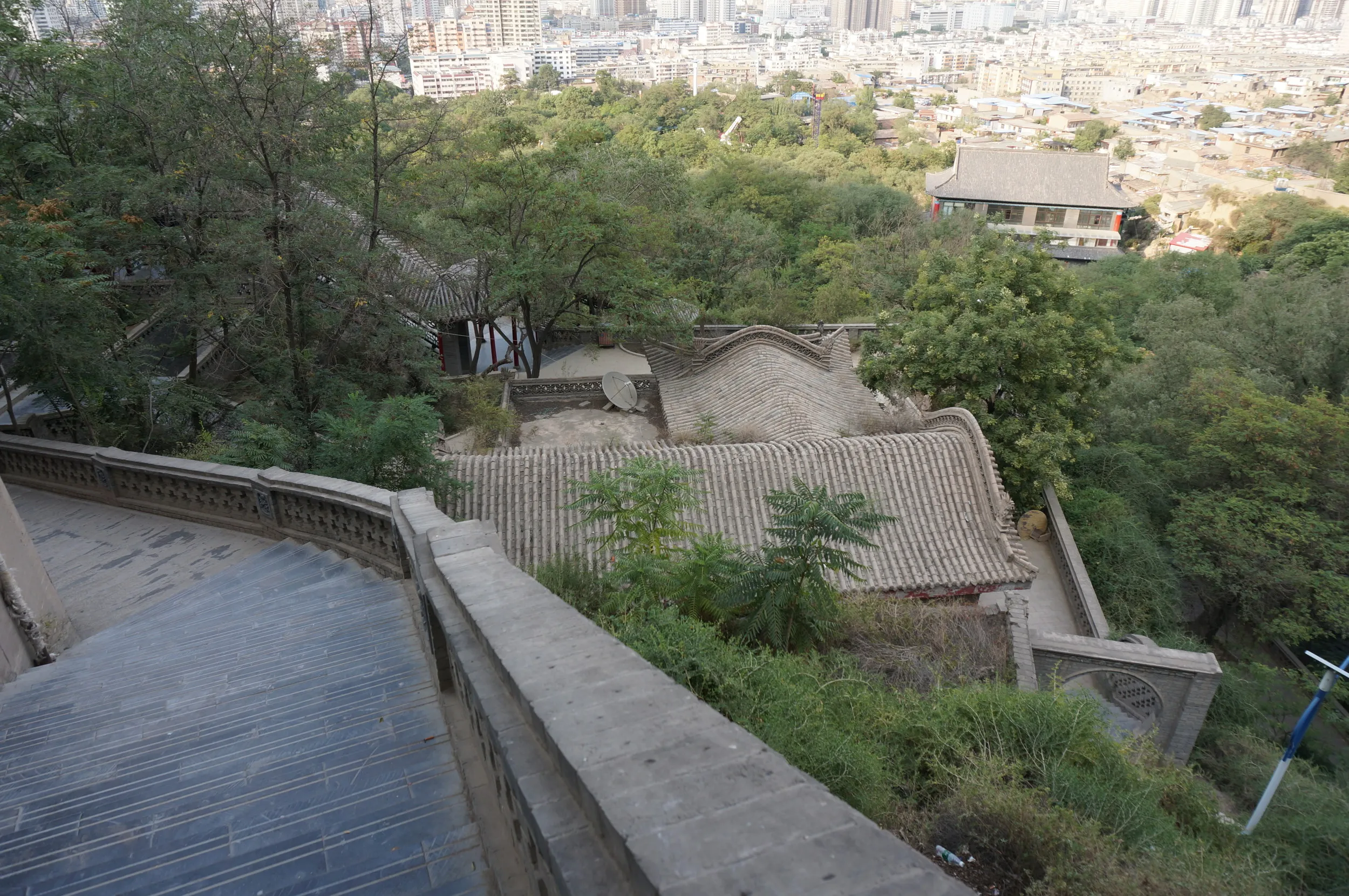 マニ寺の階段