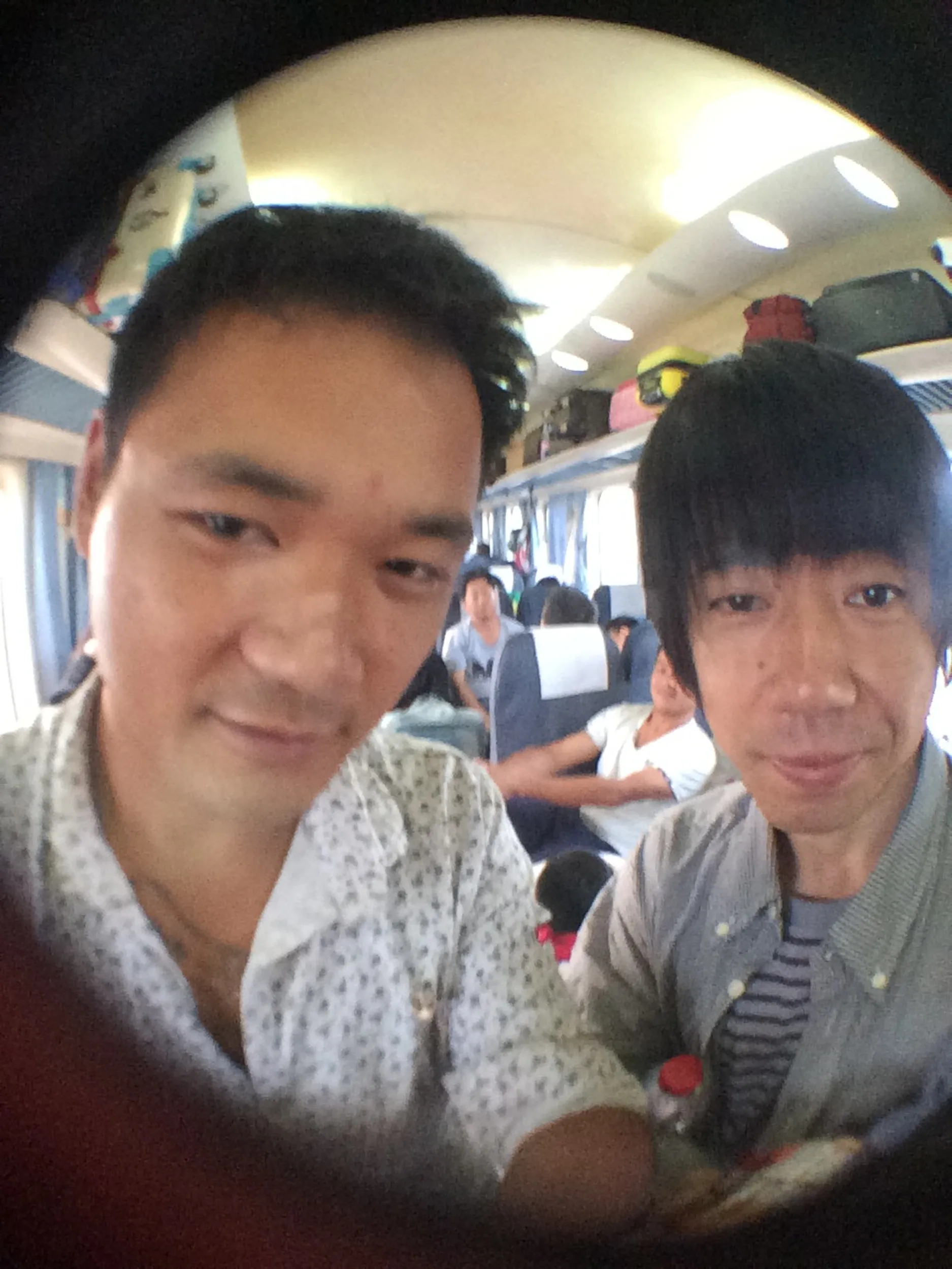 無錫で下車予定の人と寝ぼけまなこで記念撮影