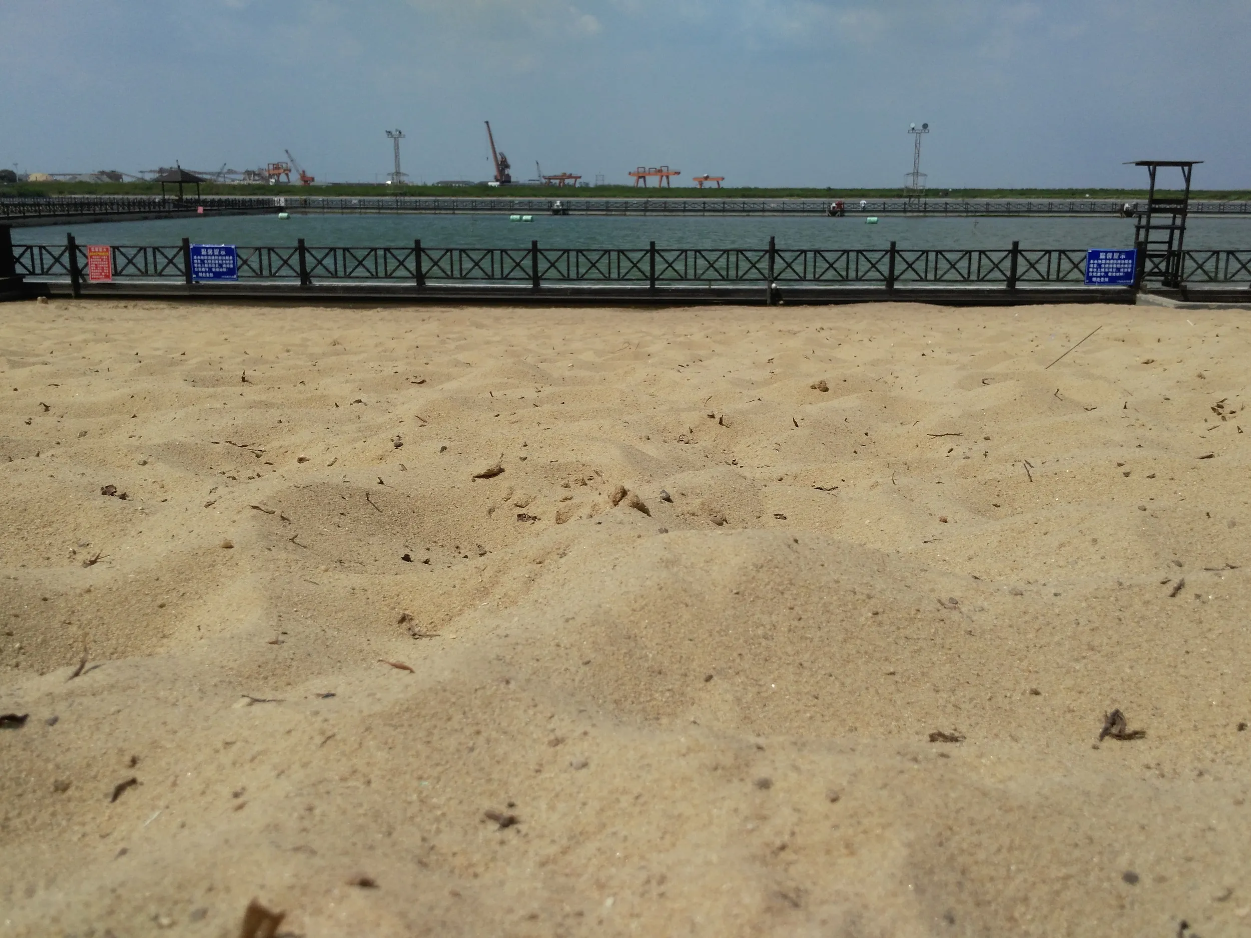 海水浴場内の様子