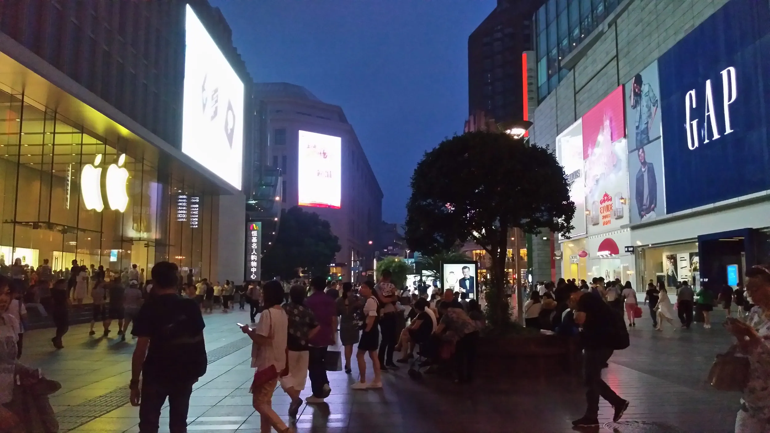 夜の南京東路