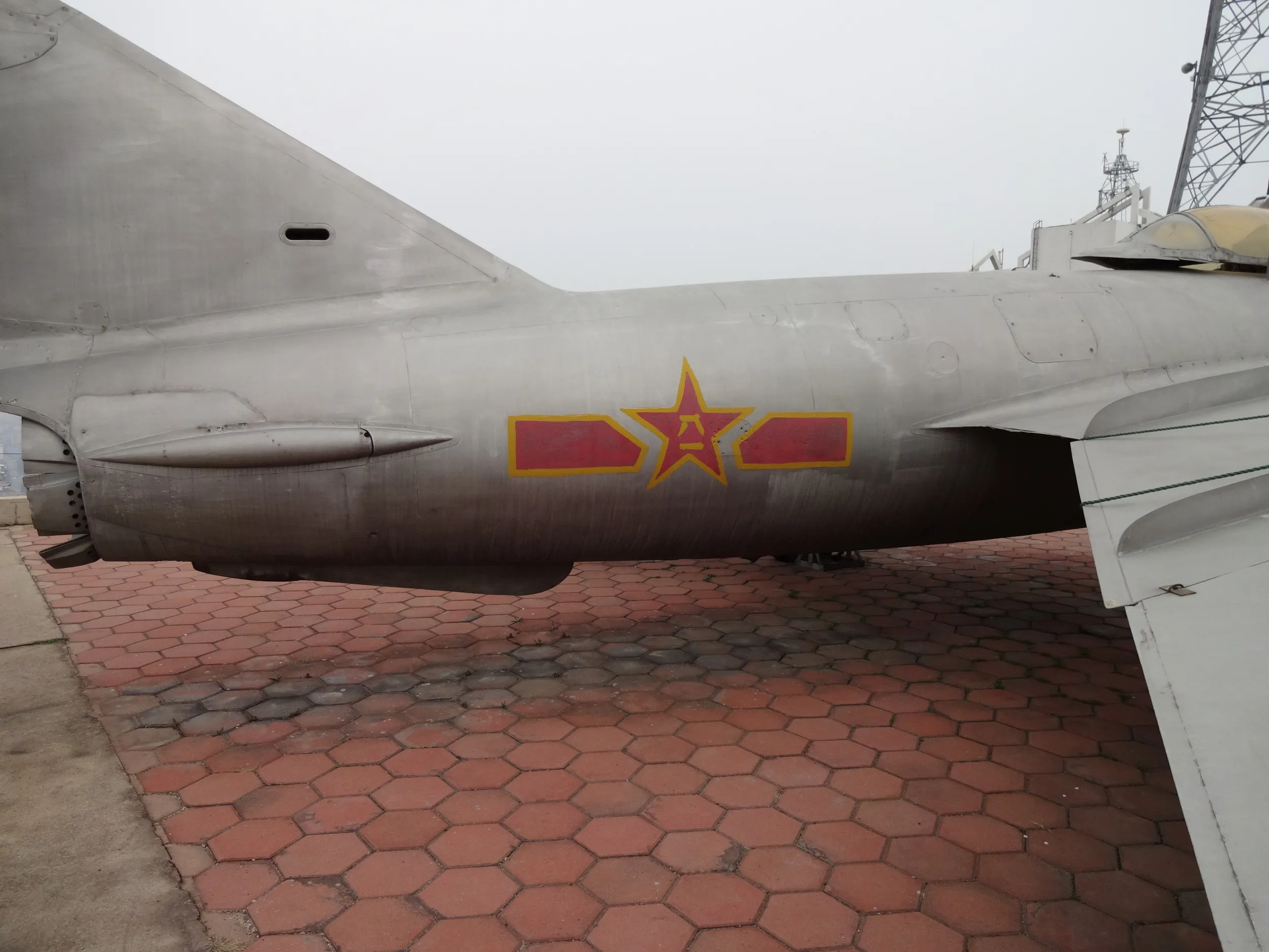 殲5戦闘機