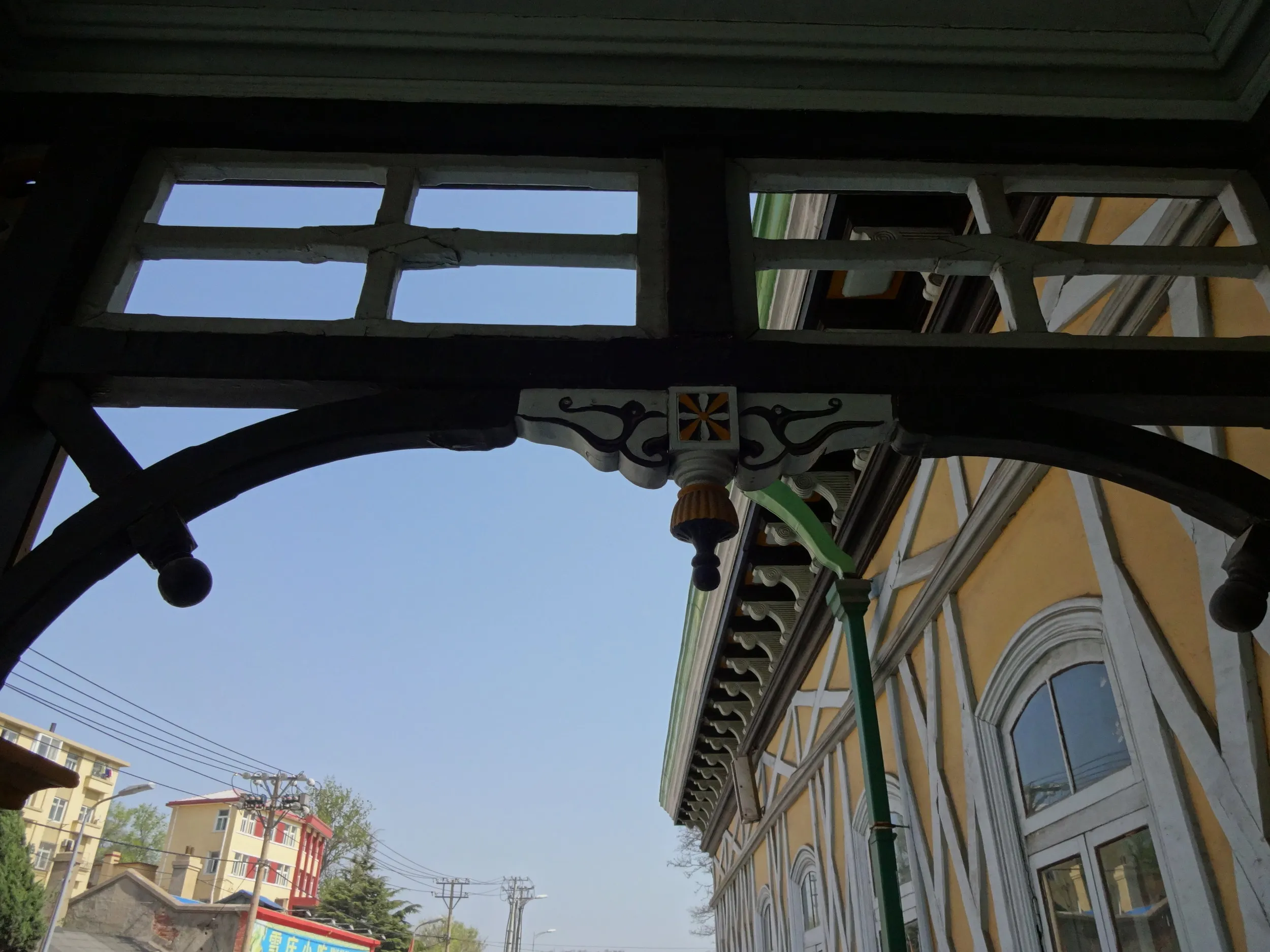 旅順駅の外観