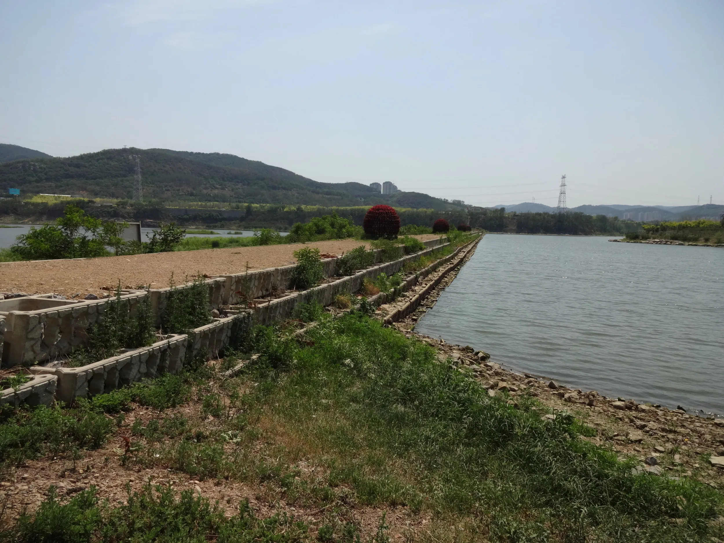 堰堤の風景