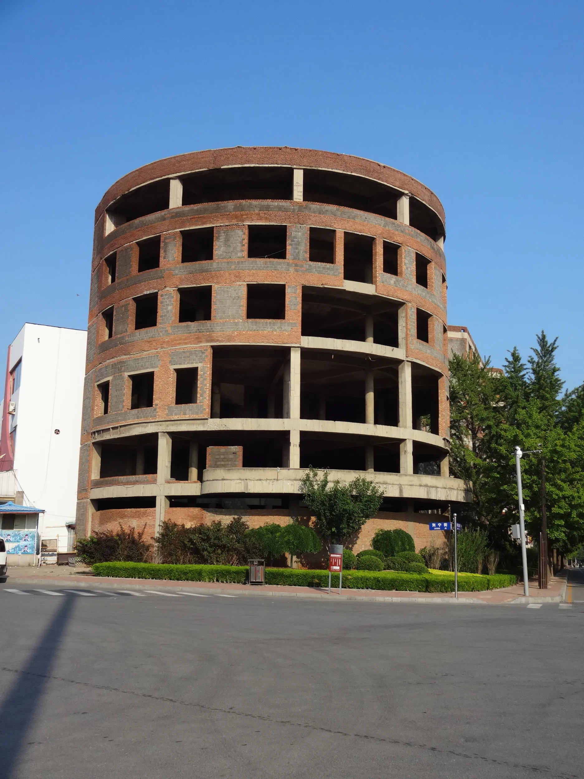 円形の廃墟