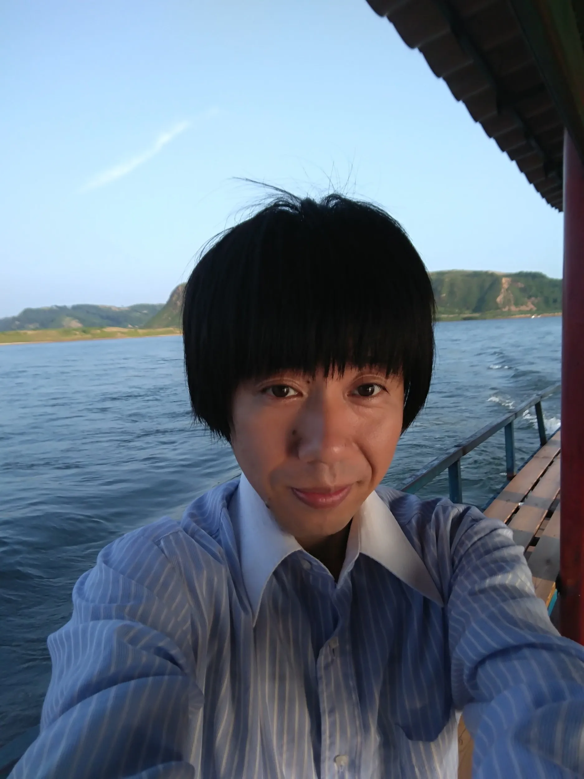 遊覧船上で記念撮影