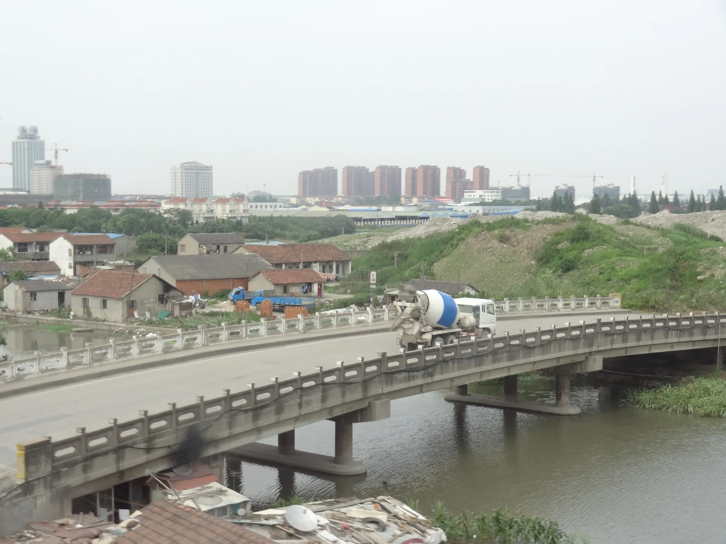 寝台バスからの風景
