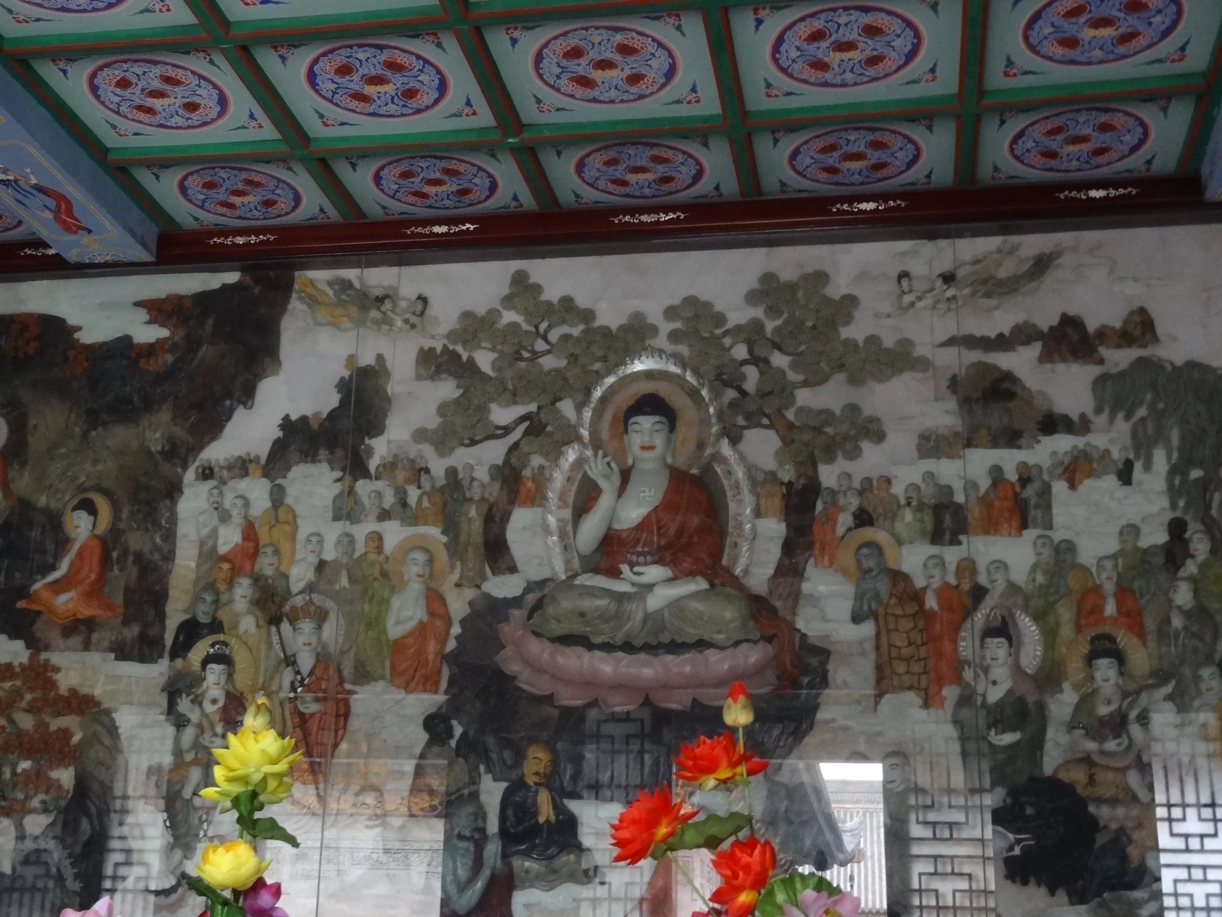 釈迦の彫刻