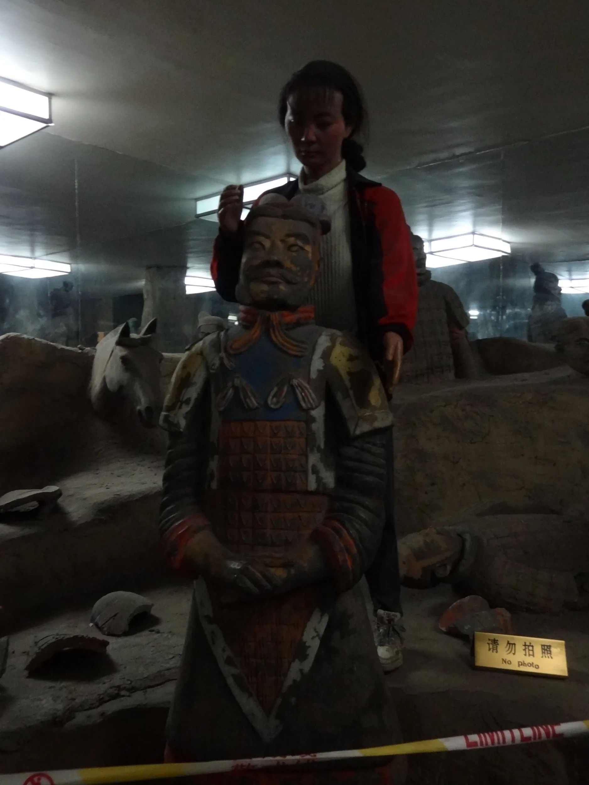 兵馬俑発掘の再現展示