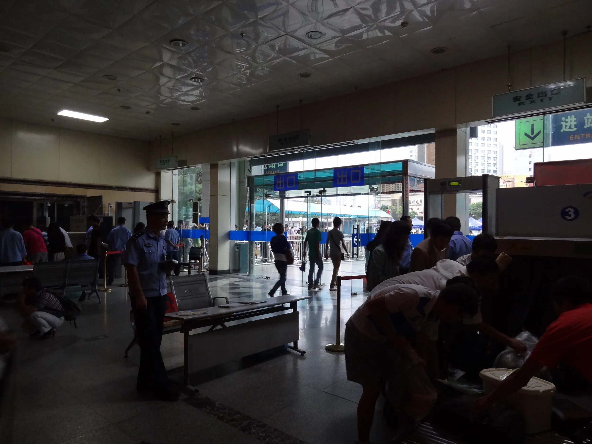 蘭州駅構内