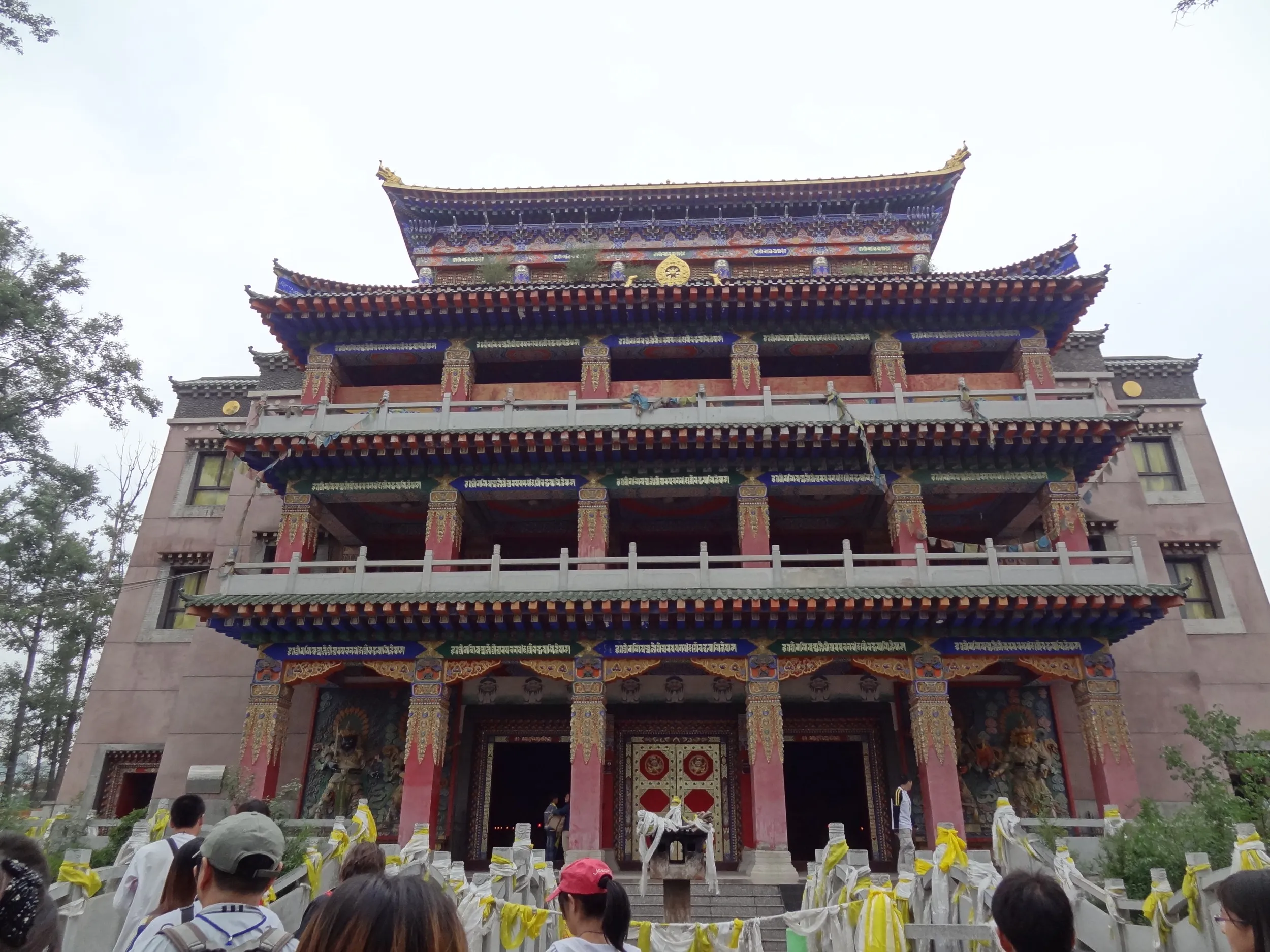 展覧館の正面