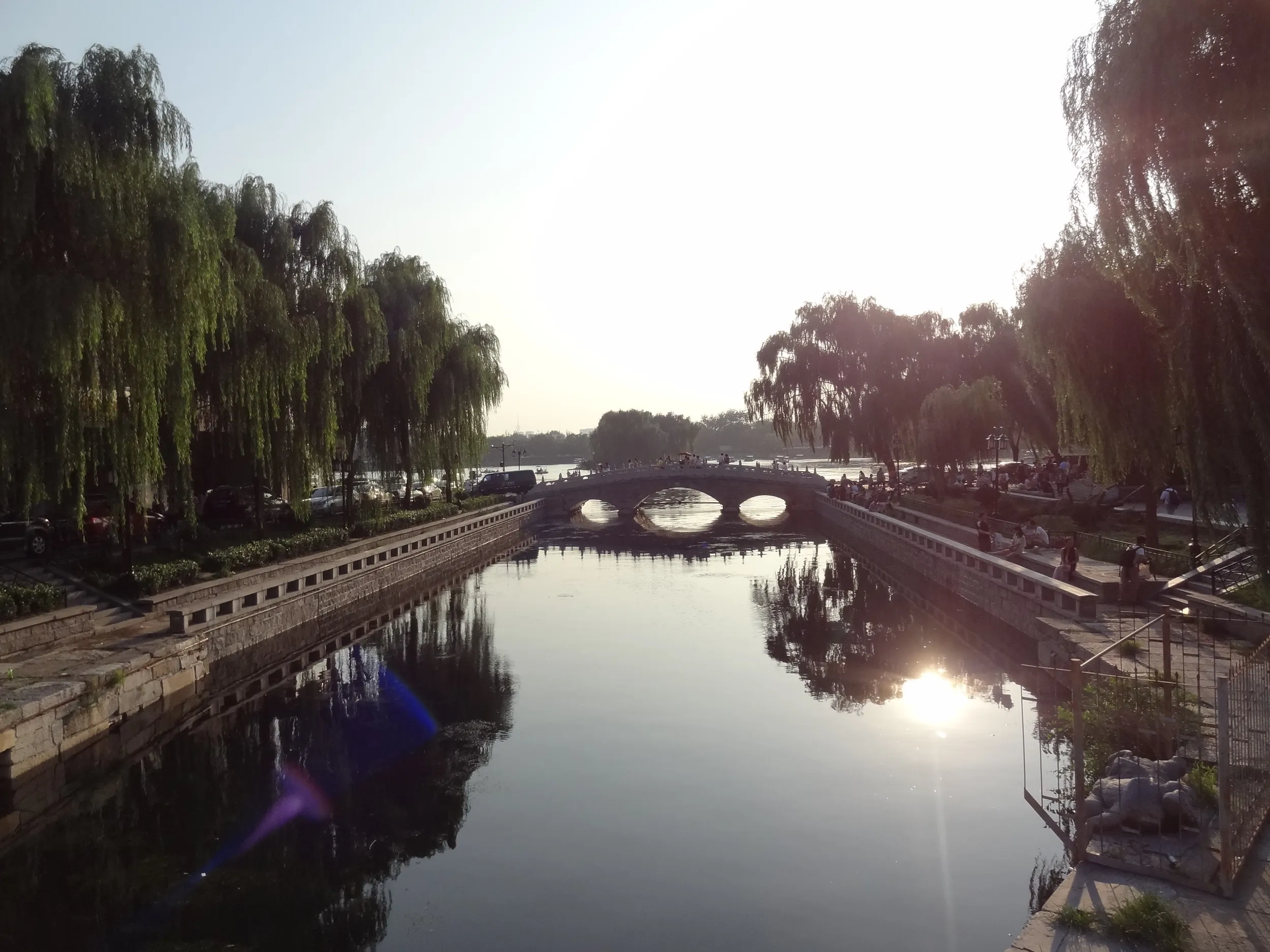 前海と後海が交わる付近の橋